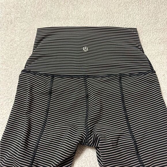 Lululemon Wunder Under High-Rise Roll Down Scallop Stripe Leggings Pink Gray - Picture 11 of 15